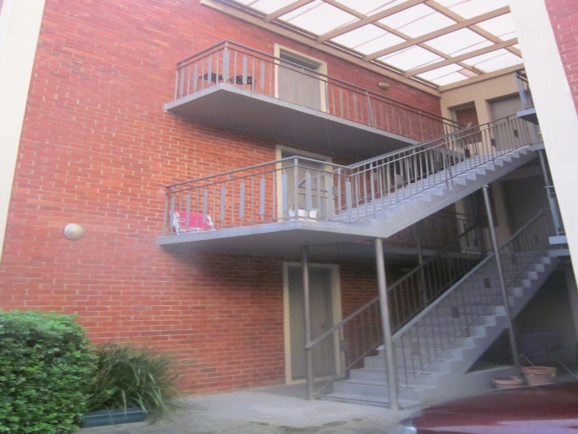 Apartamento Position Perfect Carlton Melburne Exterior foto