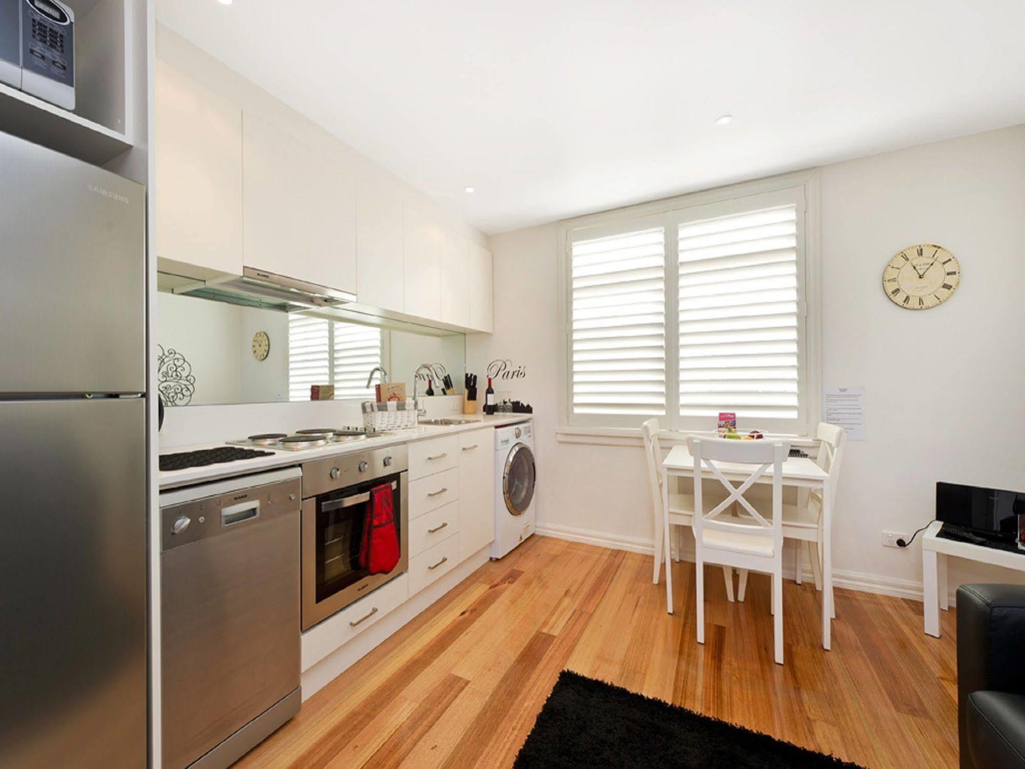 Apartamento Position Perfect Carlton Melburne Exterior foto